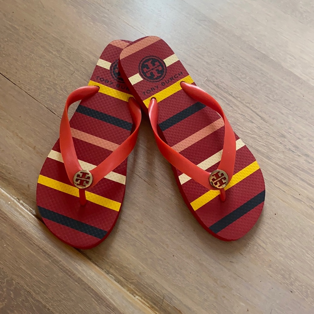 Tory Burch flip flop size 7